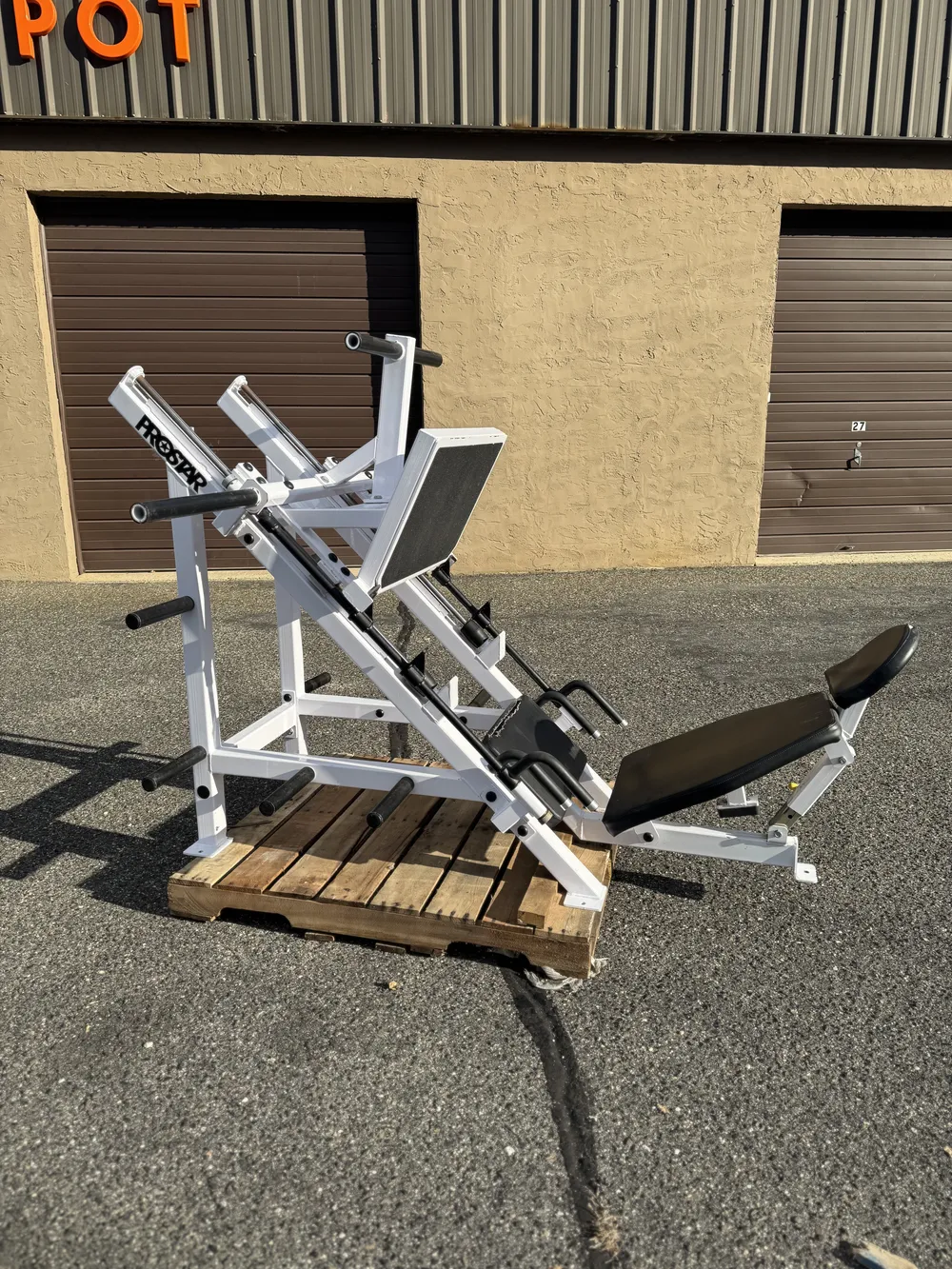 Pro Star Leg Press