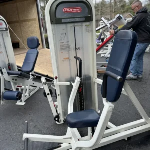 Star Trac Impact Vertical Chest Press